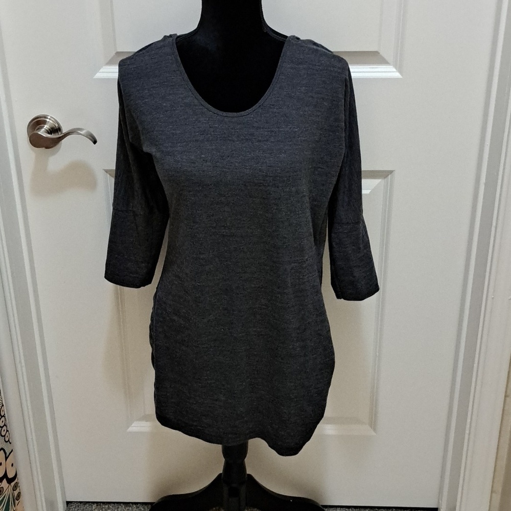 ANEKA NEW BALANCE large long sleeve hoodie top